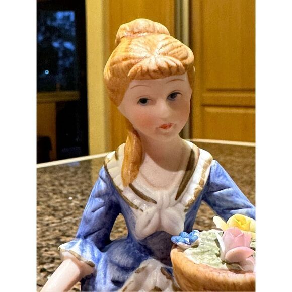 Vintage figurine  - Picture 3 of 9